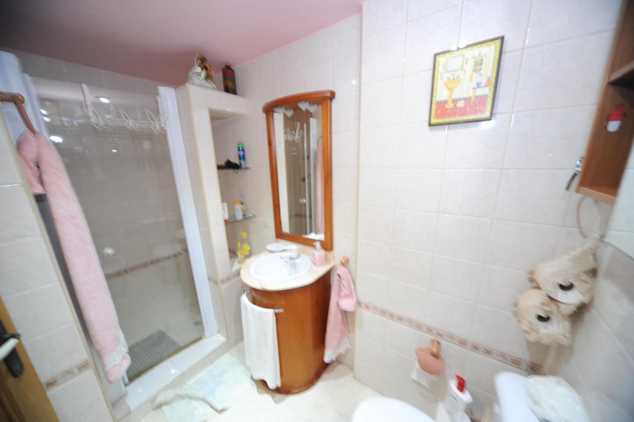 شقة Alcazaba Vista Mar Orangecosta بينيكاسّين المظهر الخارجي الصورة